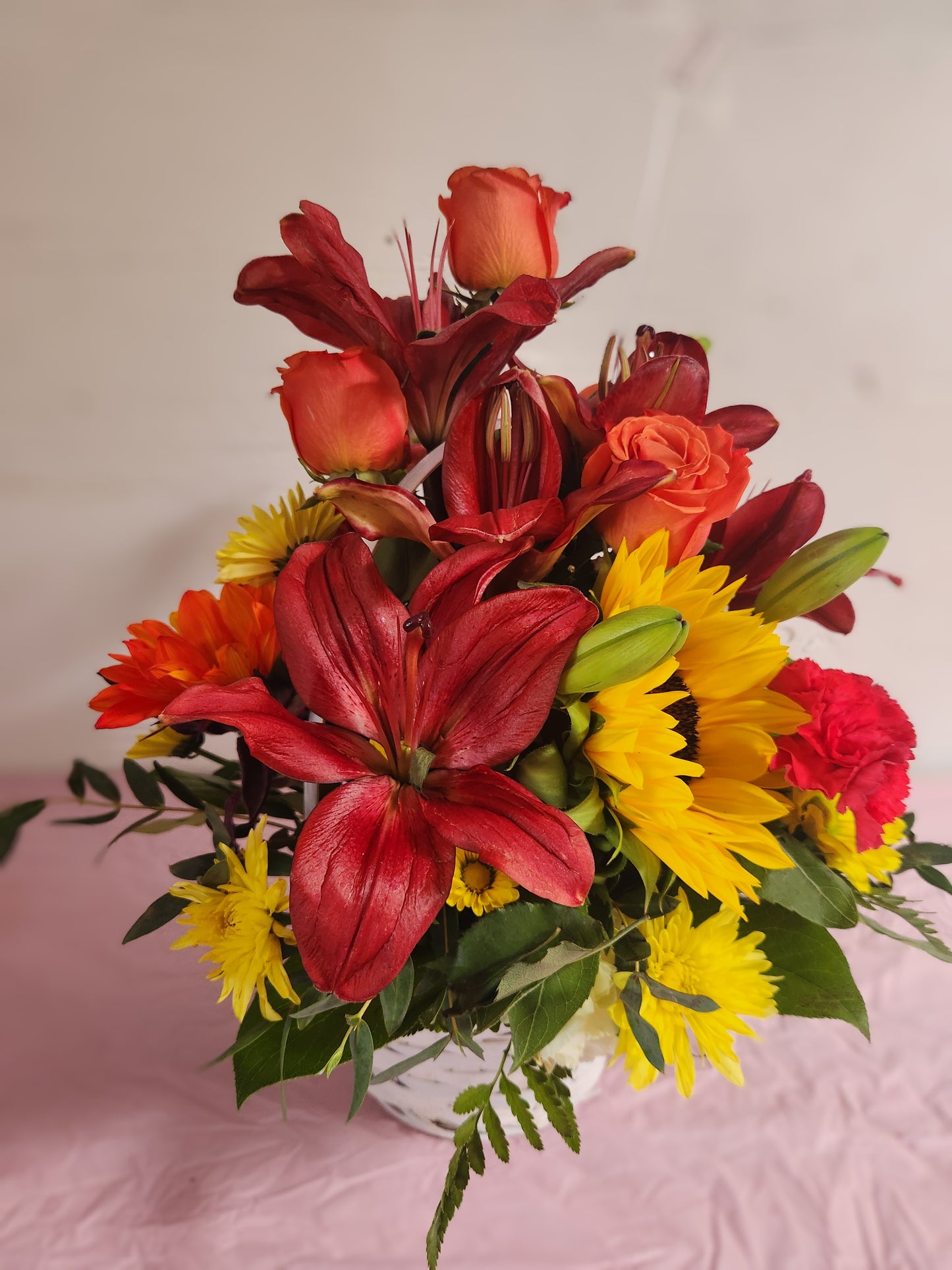 Flower Arrangements and Table Centerpiece