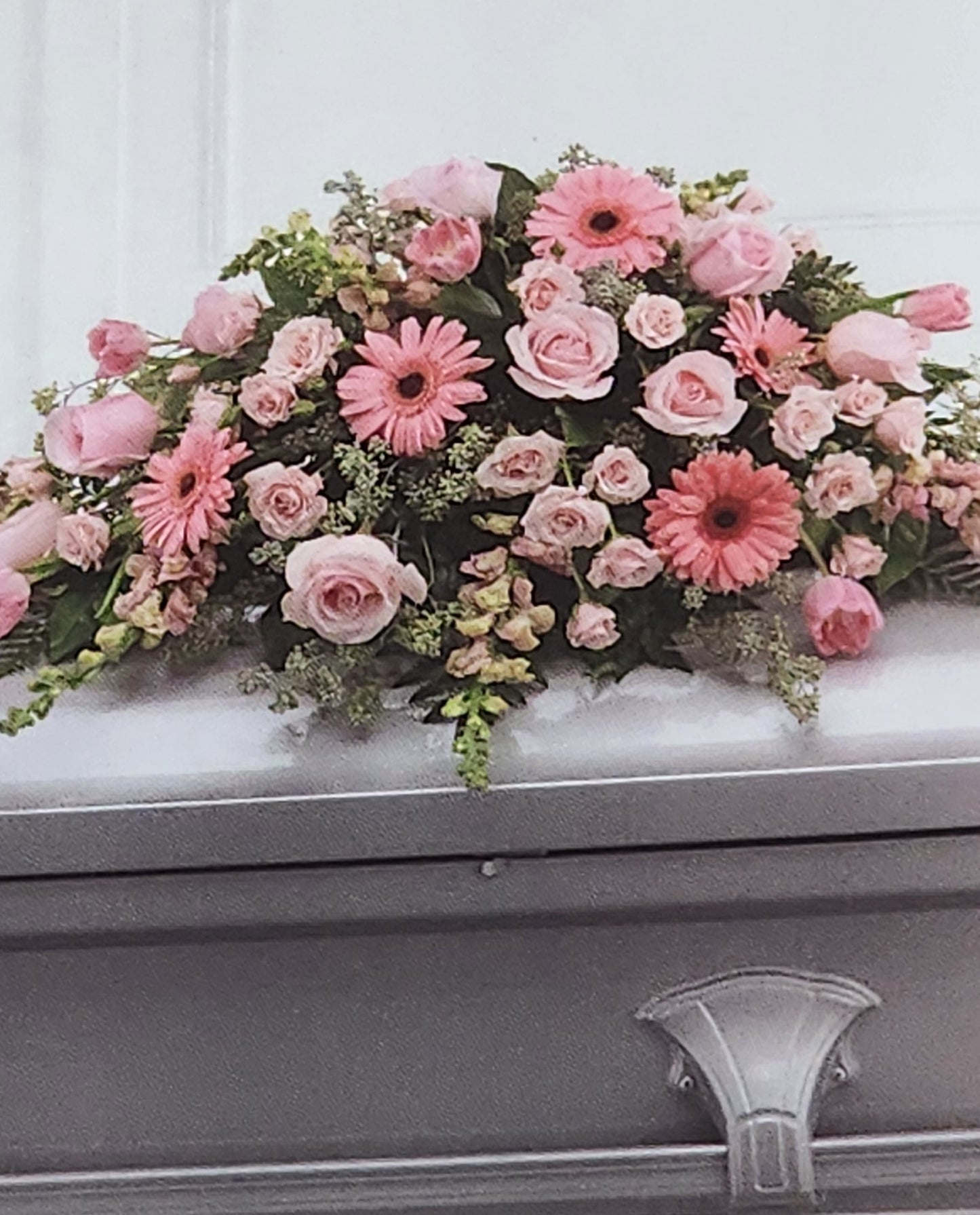 Sympathy Casket Cover – Elegant Funeral Casket Spray Arrangement