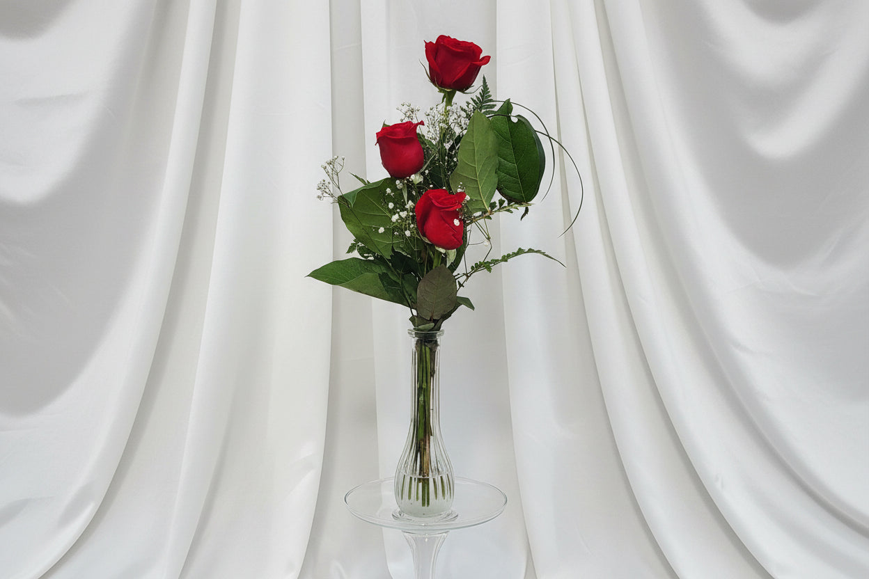 Premium 3 Roses Bud Vase | Fresh Rose Bud Vase Delivery