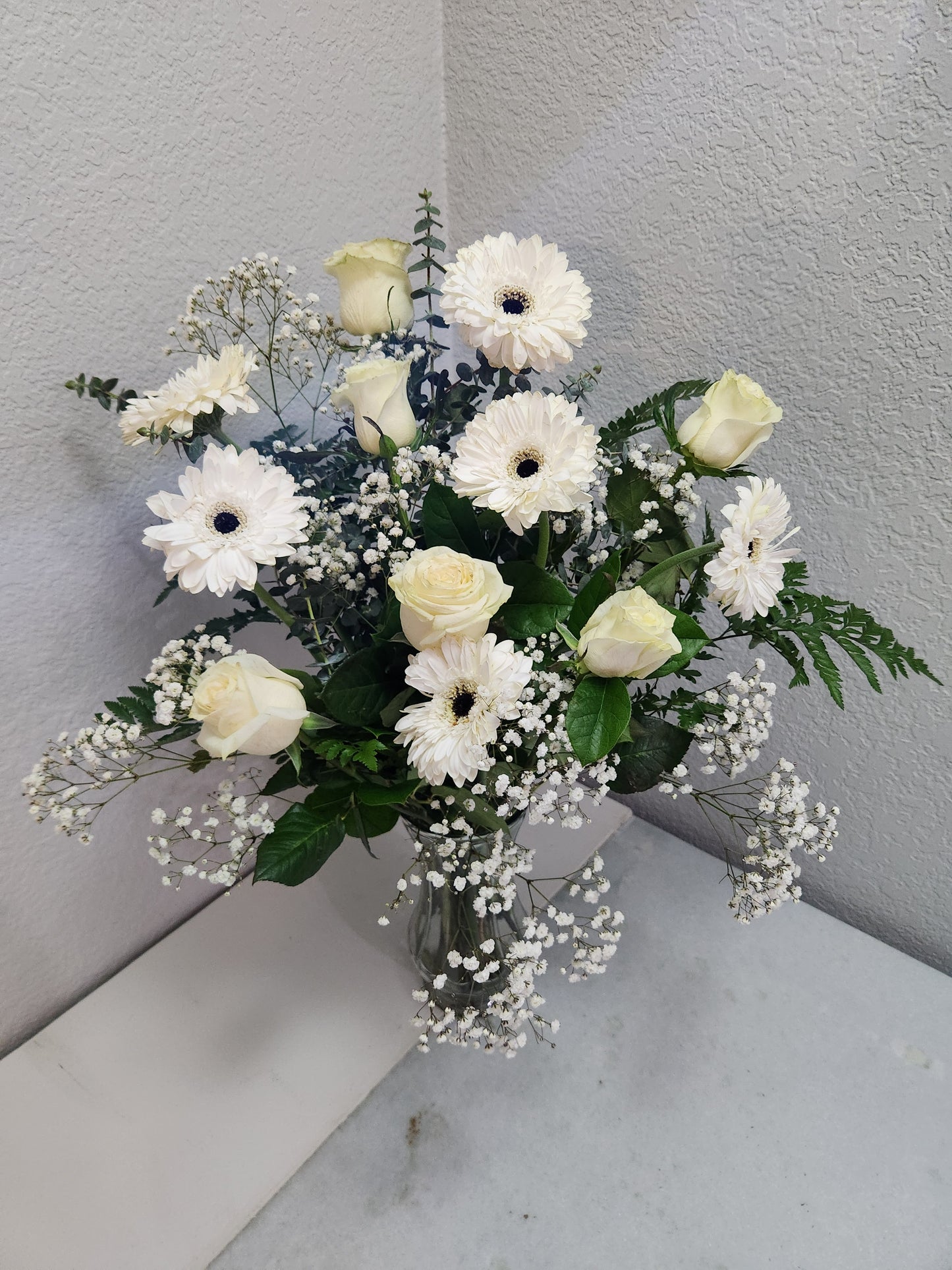 6 Premium WHITE Roses & 6 WHITE Gerbera Daisies