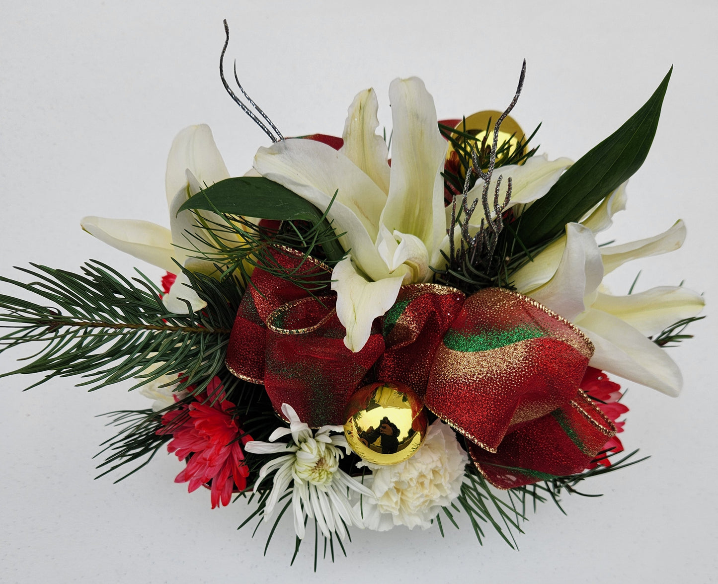 Winter Flowers & Christmas Centerpieces – Holiday Floral Arrangements