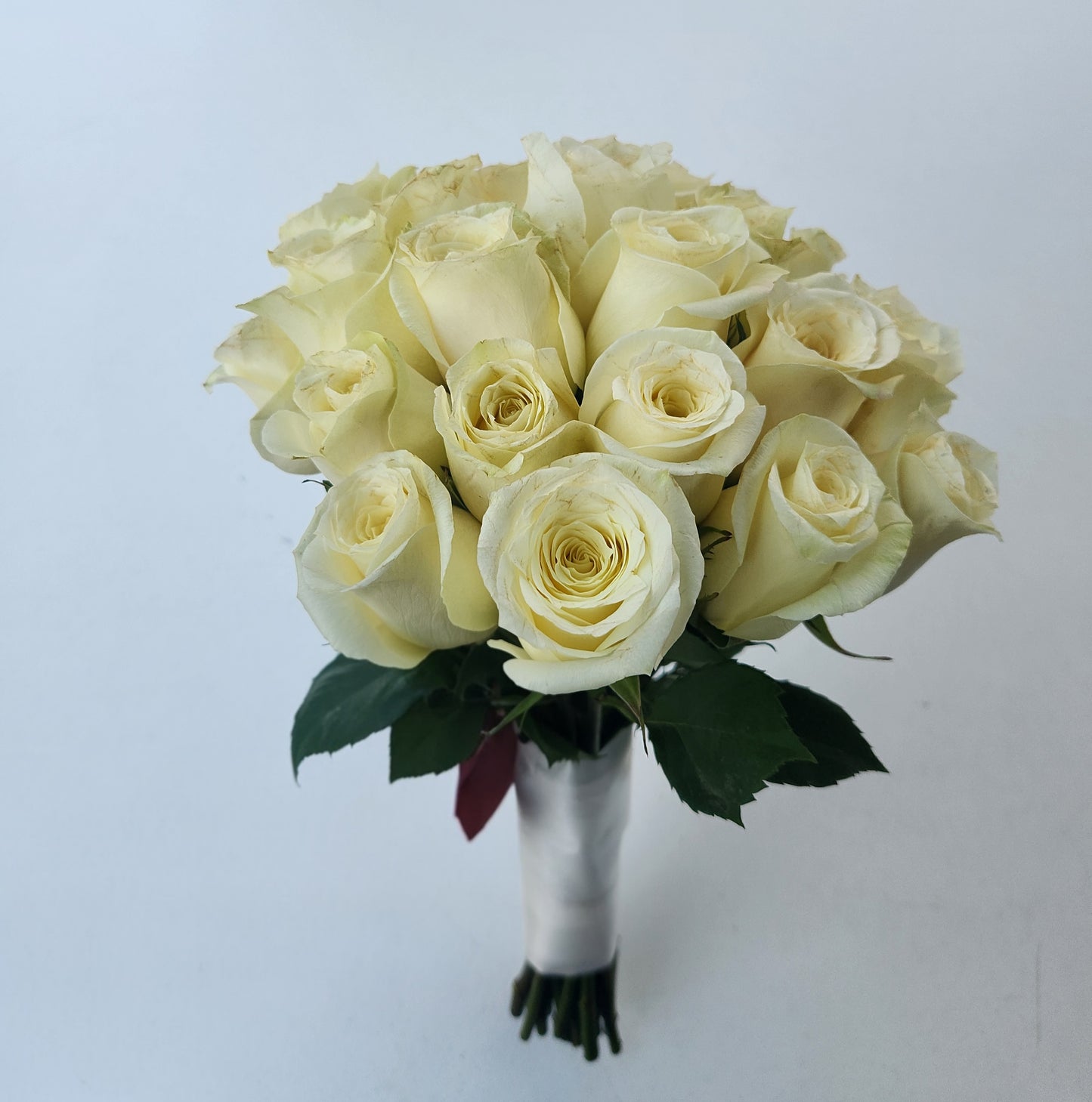 Bride Bouquets – Custom Wedding Floral Bouquets